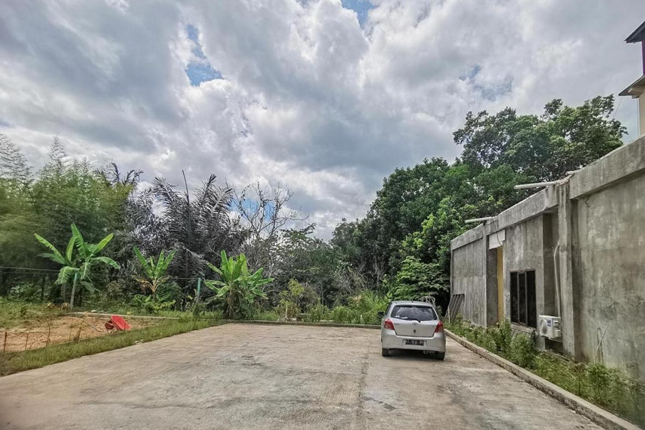 Reddoorz Near Kantor Walikota Bontang Nyerakat Exteriér fotografie